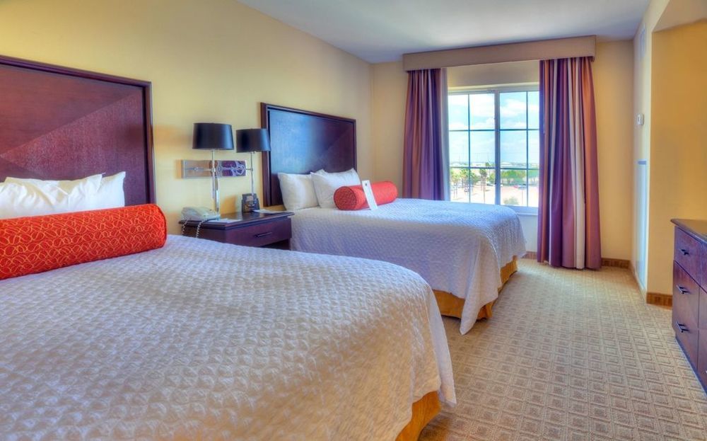 Embassy Suites By Hilton Laredo Bilik gambar