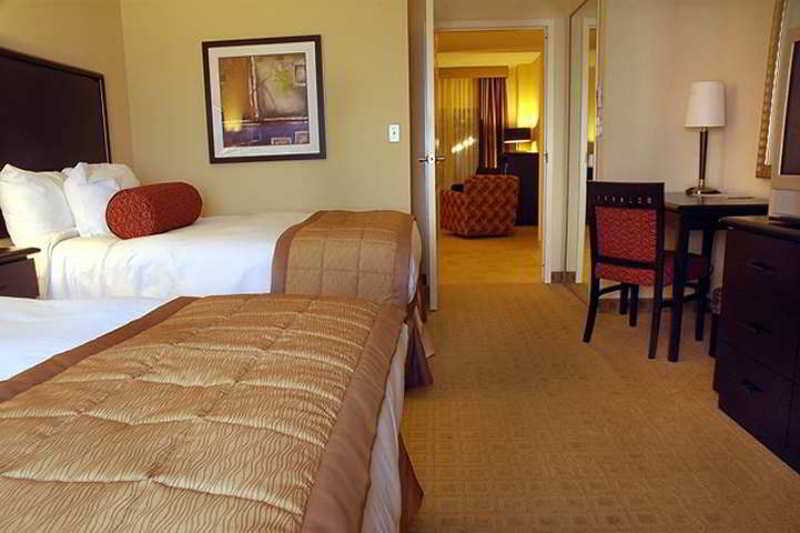 Embassy Suites By Hilton Laredo Luaran gambar
